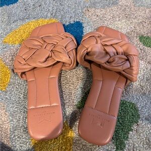 Marc Fisher Marisol Braided Coral Slide Sandals size 5.5.